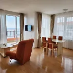 Apartament Stunning View