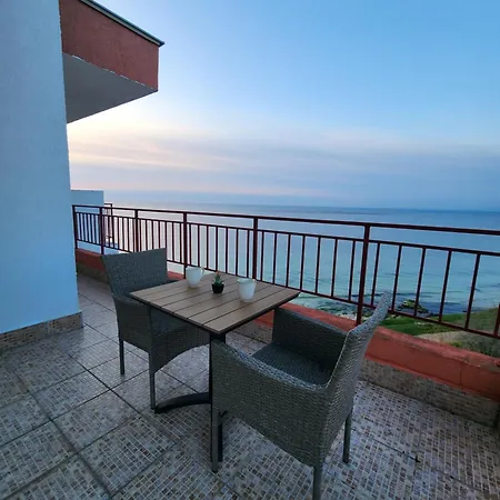 Stunning View Апартаменти Равда
